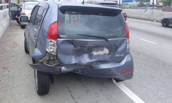 Kereta 3
