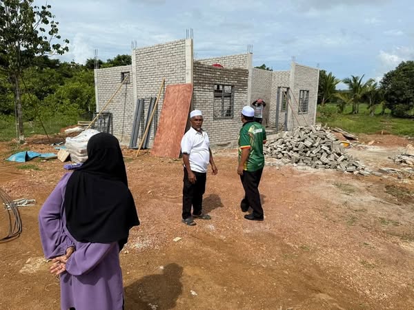 Rumah bantuan 01