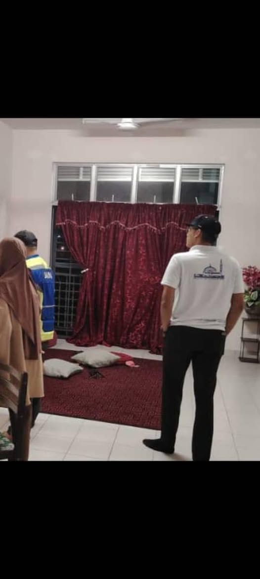 Janda dan suami orang