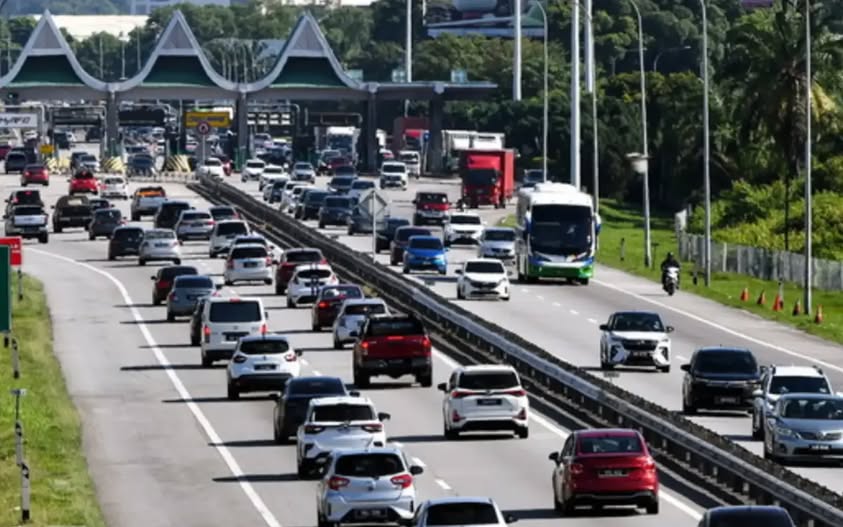 Pembelian kereta turun